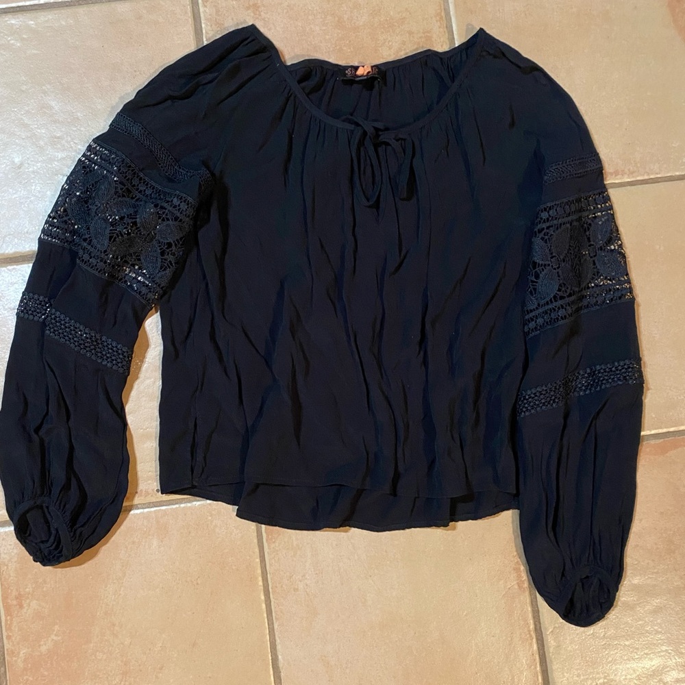 Black crochet sleeve top